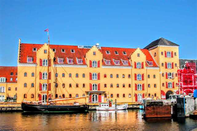 Det Gule Pakhus, the Yellow Warehouse at Svendborg harbour. South Funen at its best. 
